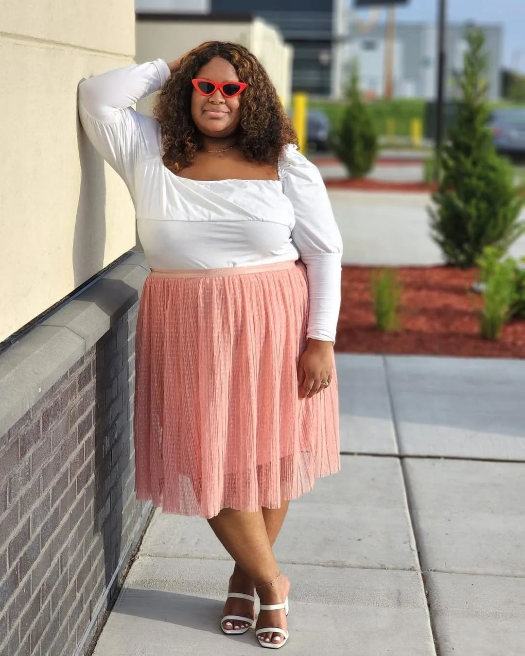 plus size summer outfits for women 2026 White Square-Neck Top With A Blush Pleated Skirt