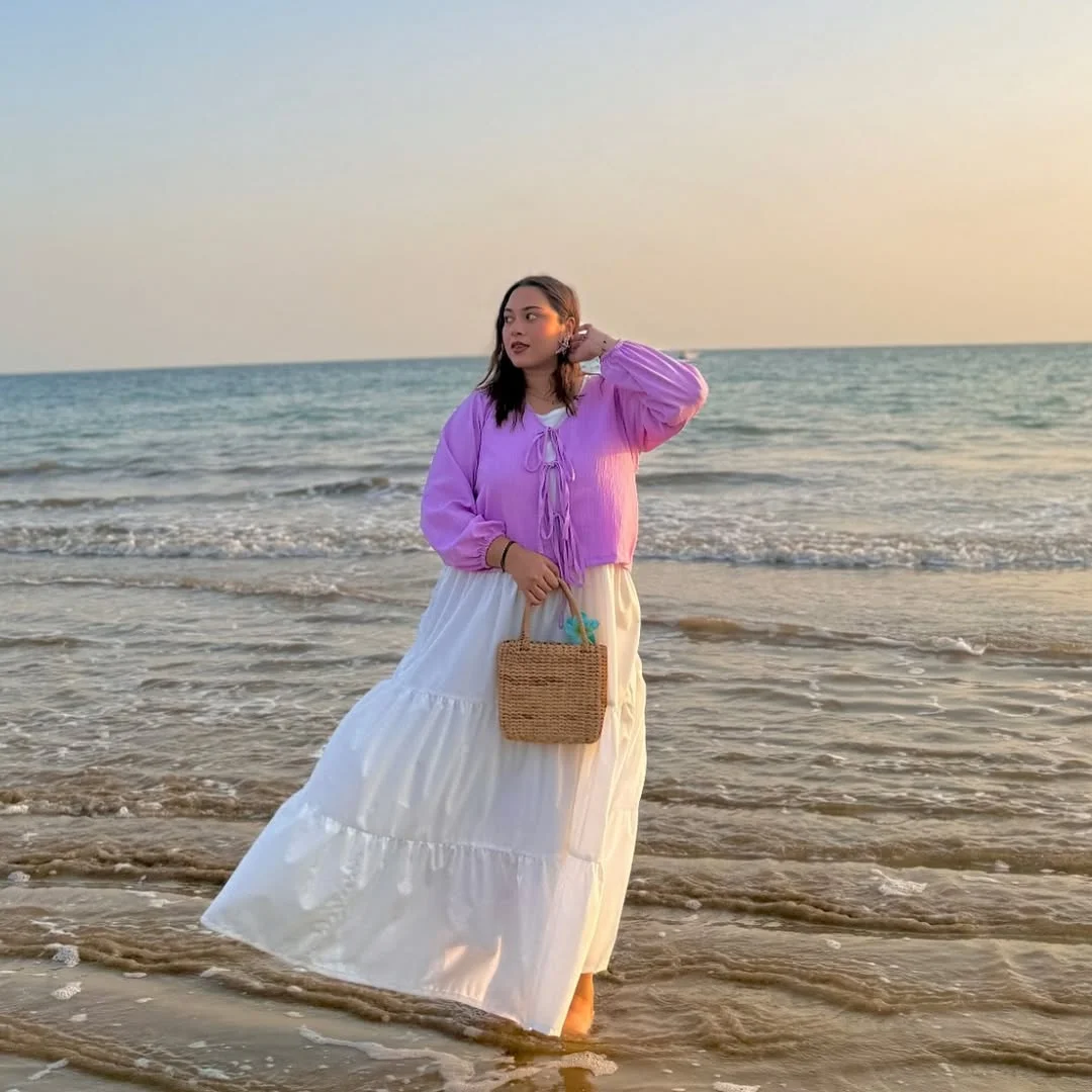 summer beach outfit for women 2026 Lilac Tie-Front Top With A White Tiered Skirt
