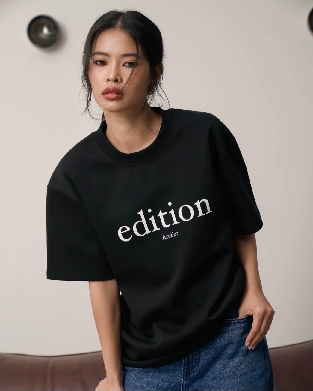 casual summer t-shirt outfit for women 2026 Black Edition Tee With Classic Blue Jeans