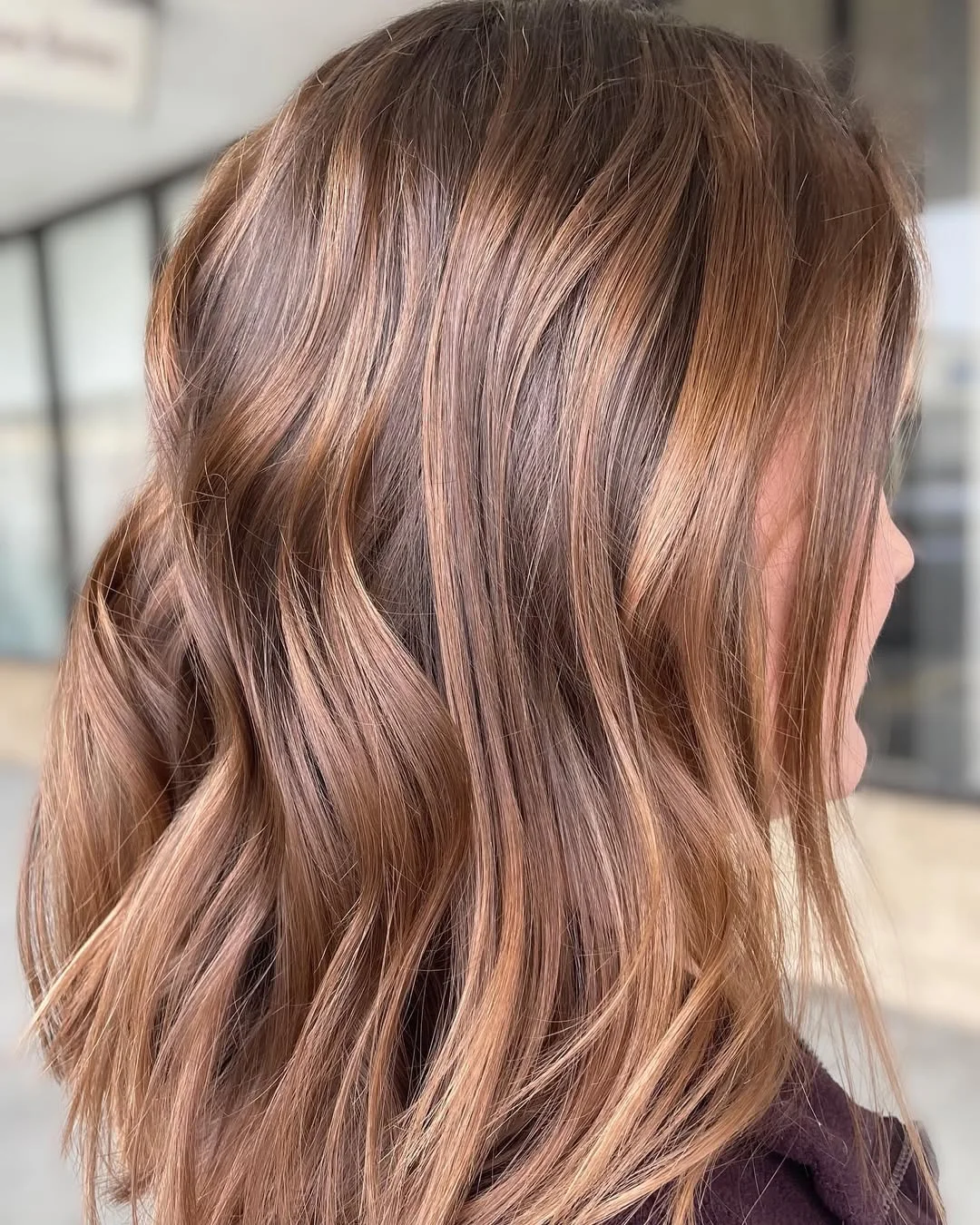 easy summer hairstyles ideas 2026 Soft Layered Lob With Breezy Summer Movement
