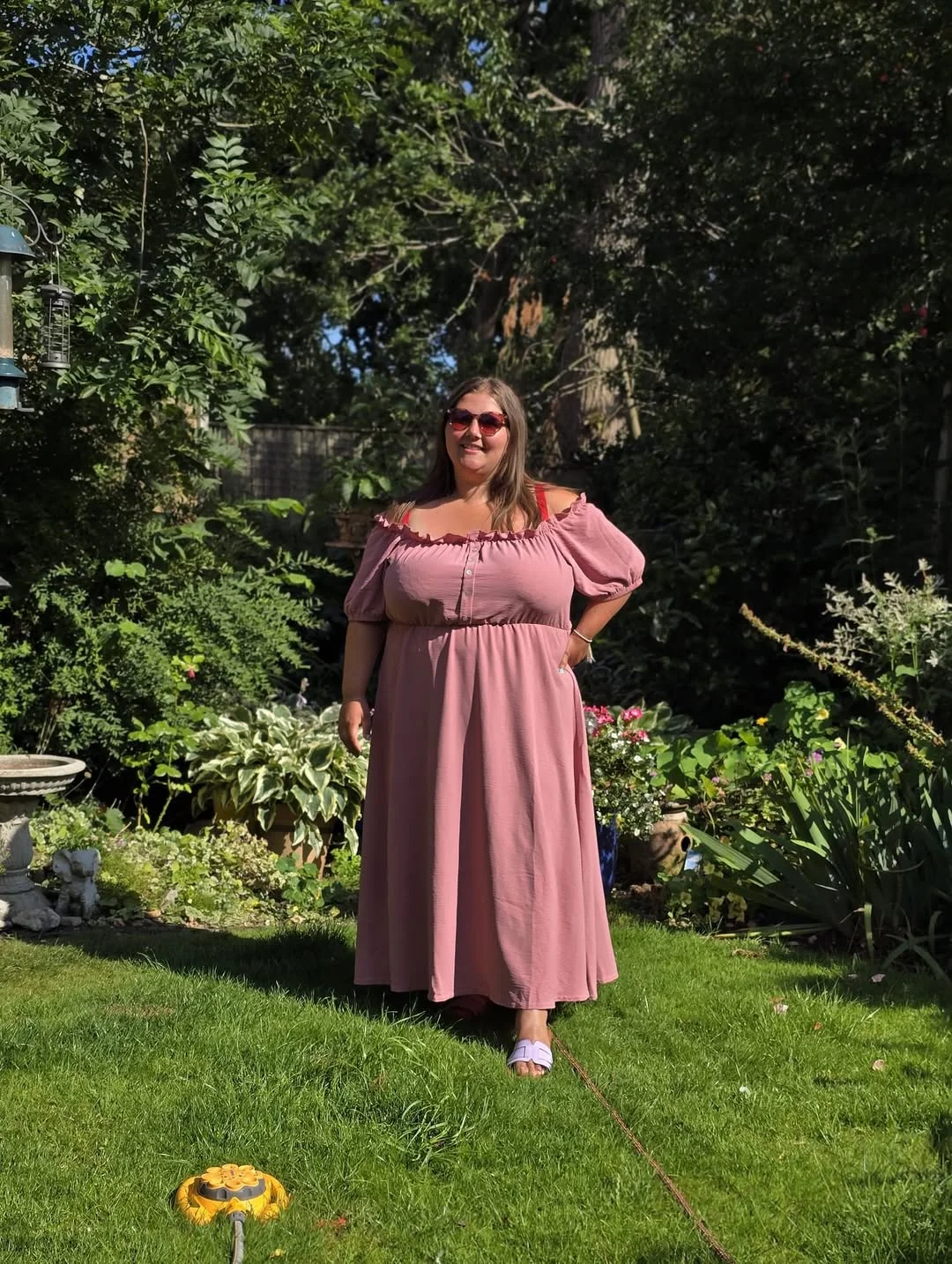 midsize outfits for women summer 2026 Off-Shoulder Pink Maxi Dress For Romantic Summer Evenings