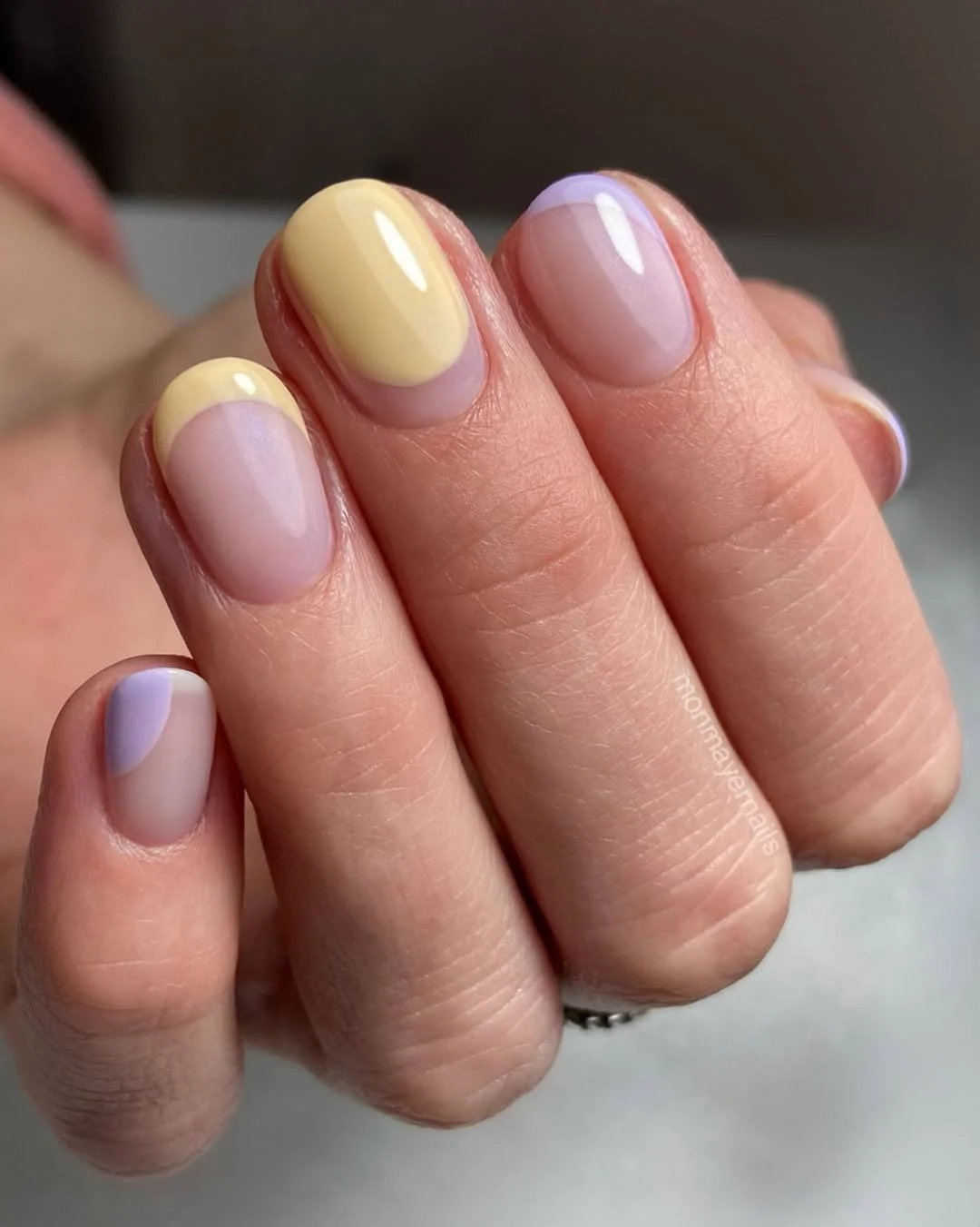 short gel nails summer 2026 Pastel Yellow And Lilac Color-Block Nails For A Soft Summer Mood