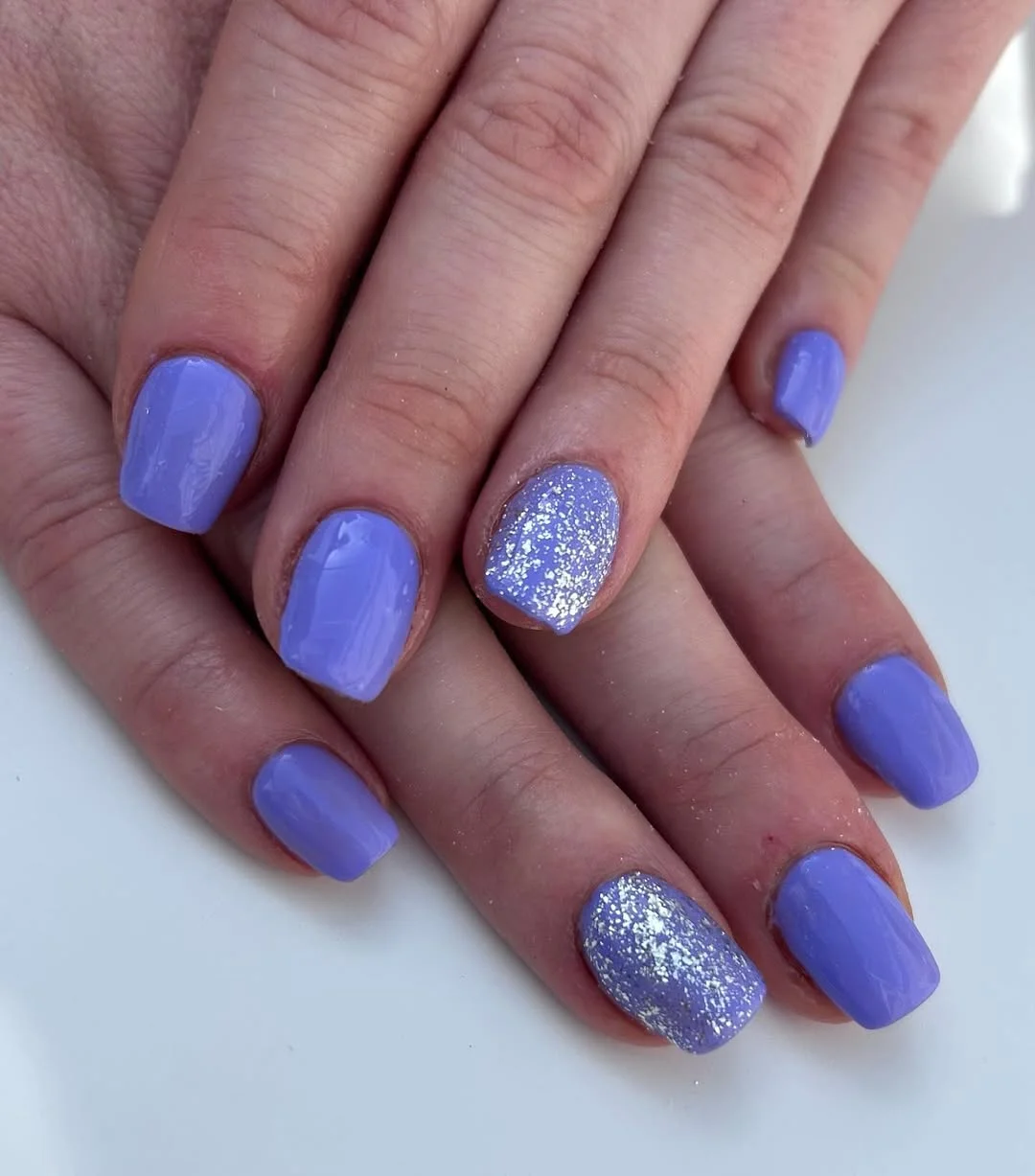 summer acrylic nails 2026 Short Lavender Acrylic Nails With Silver Glitter Accents