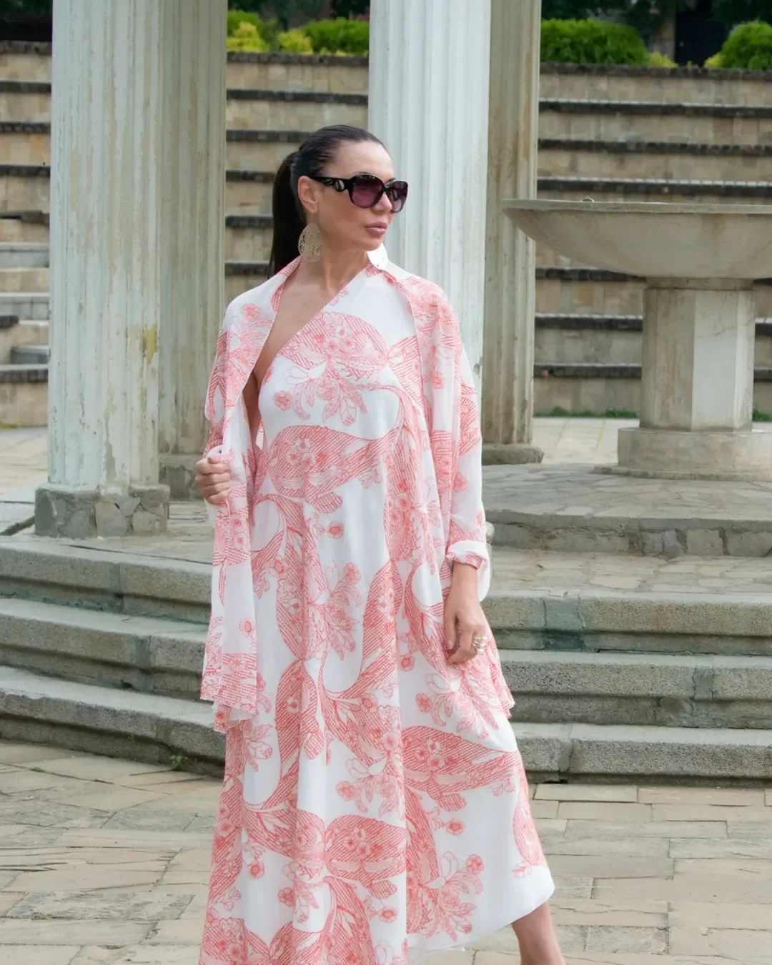 20 summer fashion outfits for women 2026 Pink Printed Maxi Dress With Breezy Elegance