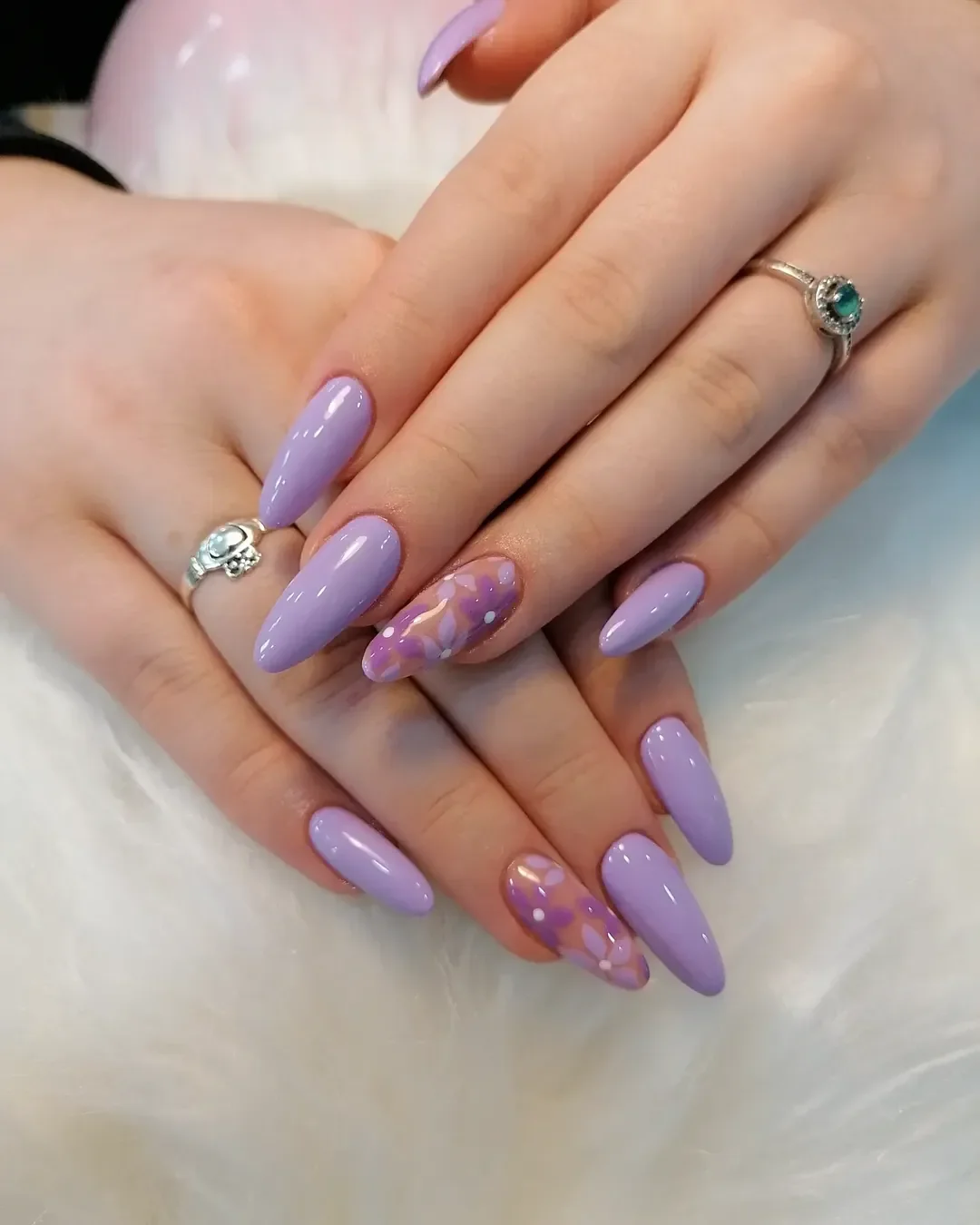 summer gel nails 2026 Lavender Almond Gel Nails With Soft Floral Accent Art