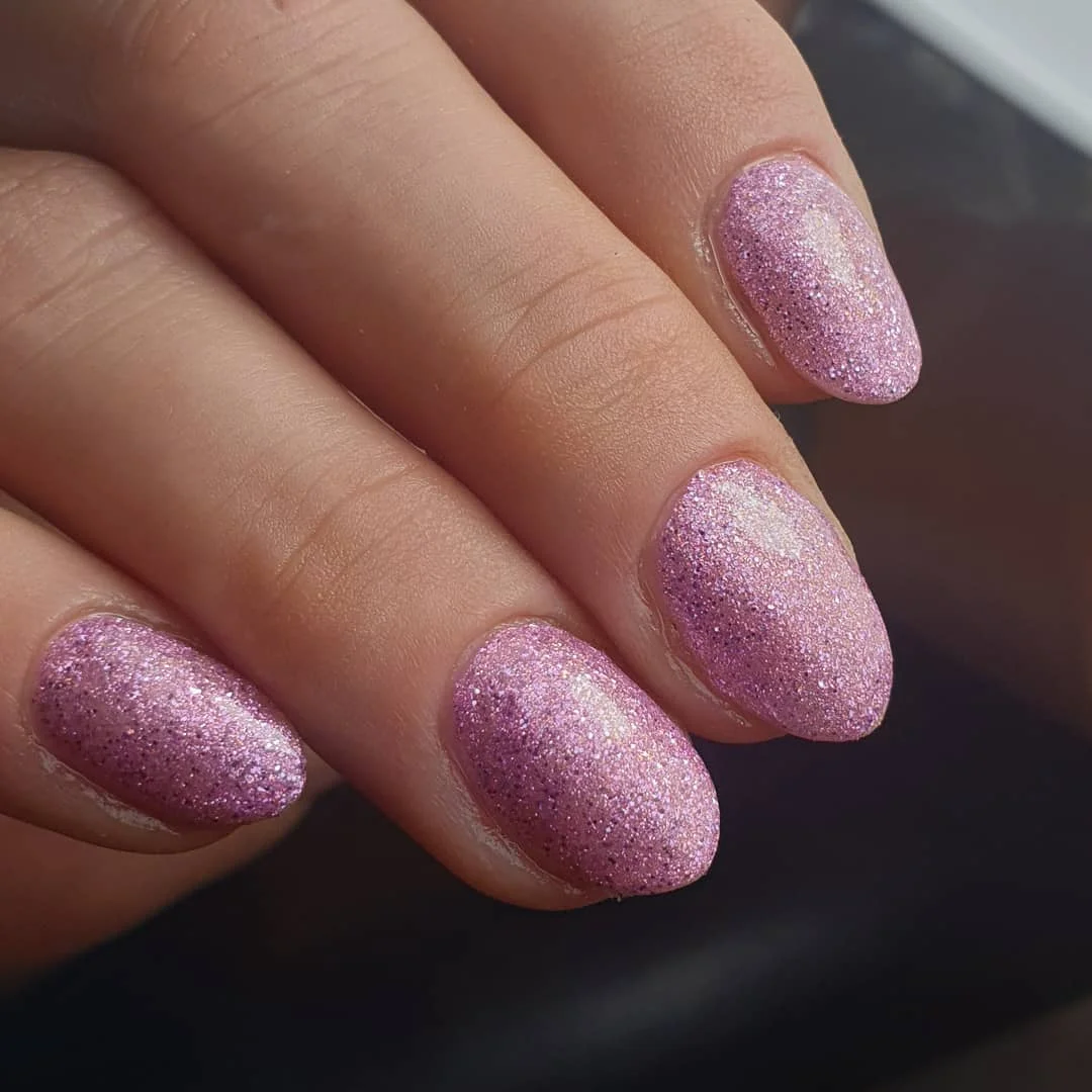 summer glitter nails 2026 Dusty Pink Glitter Short Nails