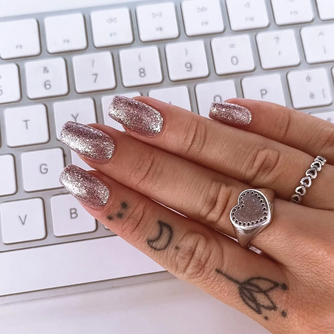 summer glitter nails 2026 Rose Gold Glitter Square Nails
