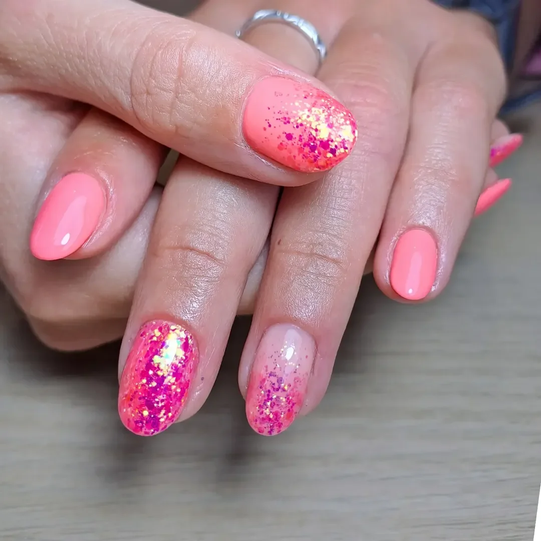 summer glitter nails 2026 Hot Pink Glitter Accent Nails