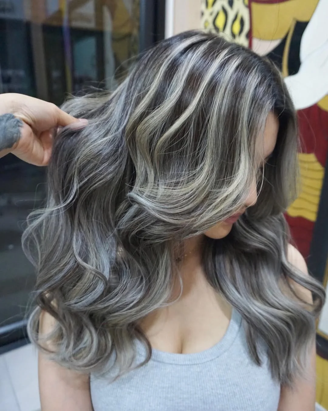 summer hair color ideas 2026 Smoky Silver Waves With Cool Shadow Dimension