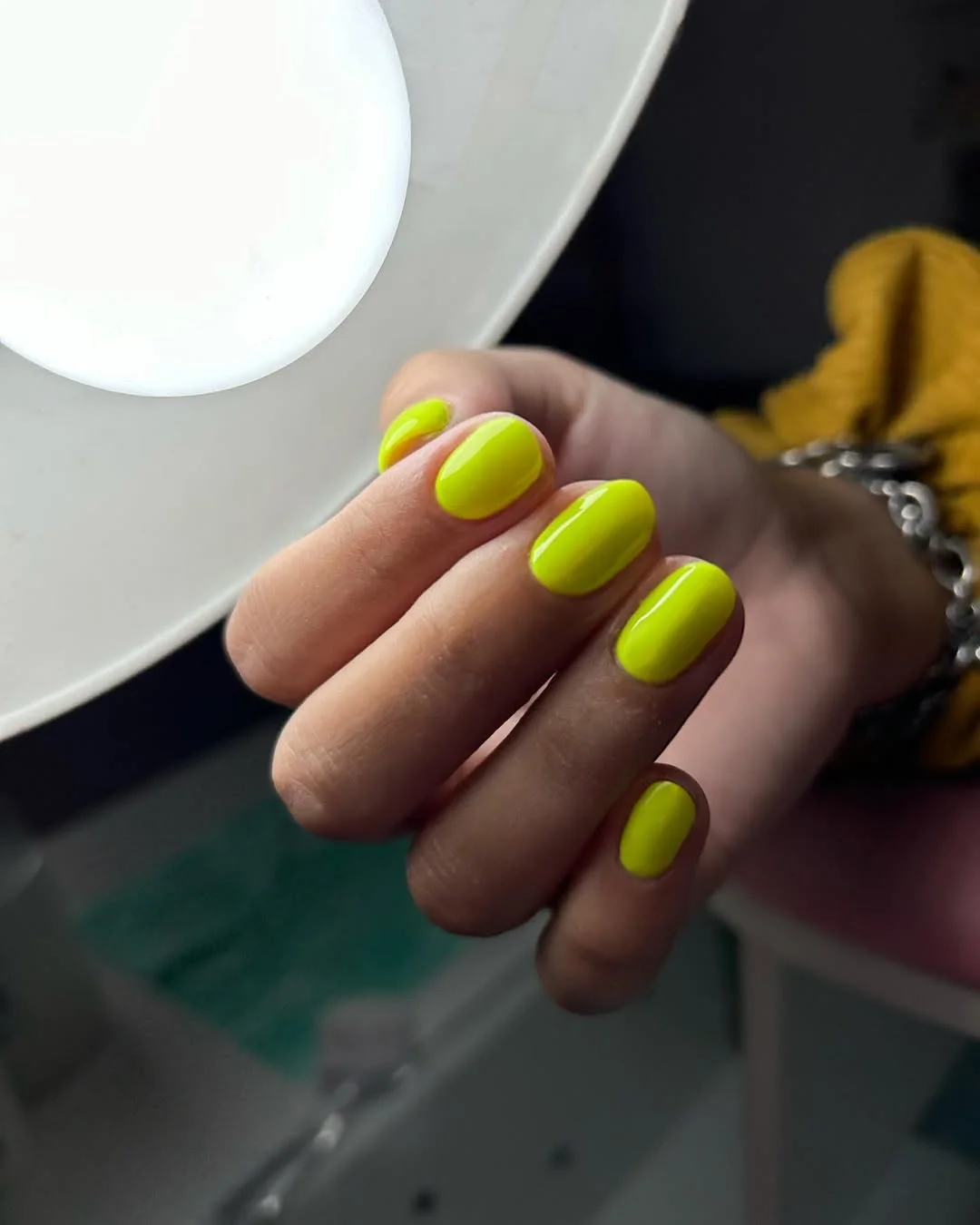 summer manicure color ideas 2026 Solid Neon Lime Gel Manicure