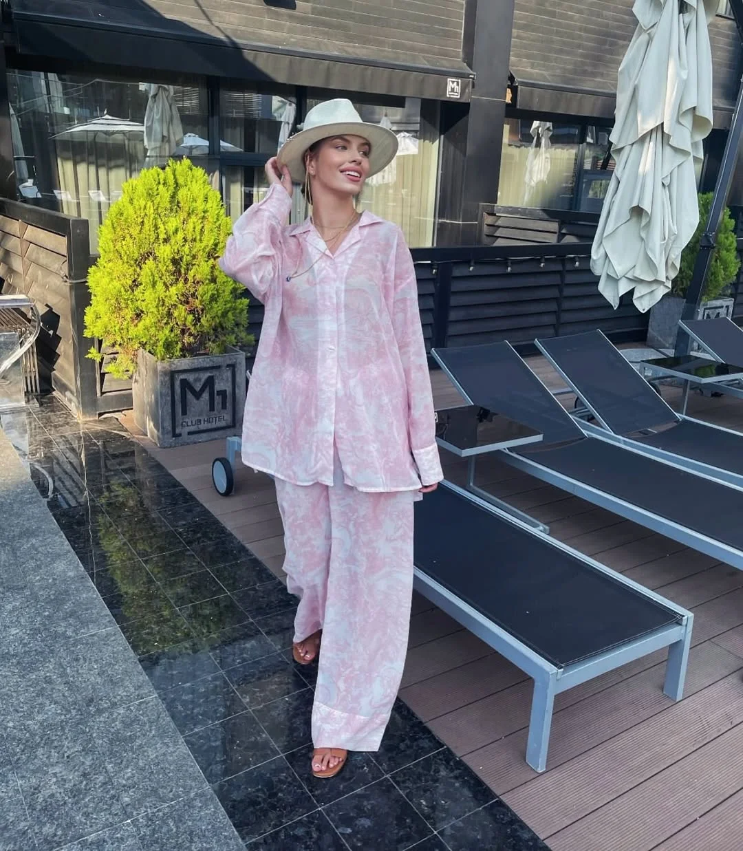 25 summer vacation resort outfits 2026 Soft Pink Pajama Set For Poolside Ease