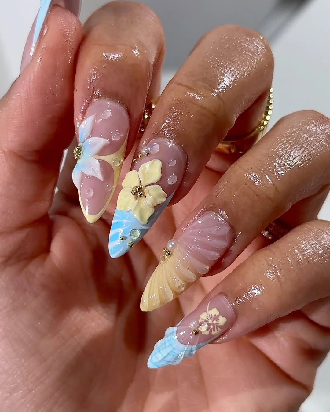 summer vibrant nails summer 2026 Pastel 3D Florals With a Vacation Manicure Feeling