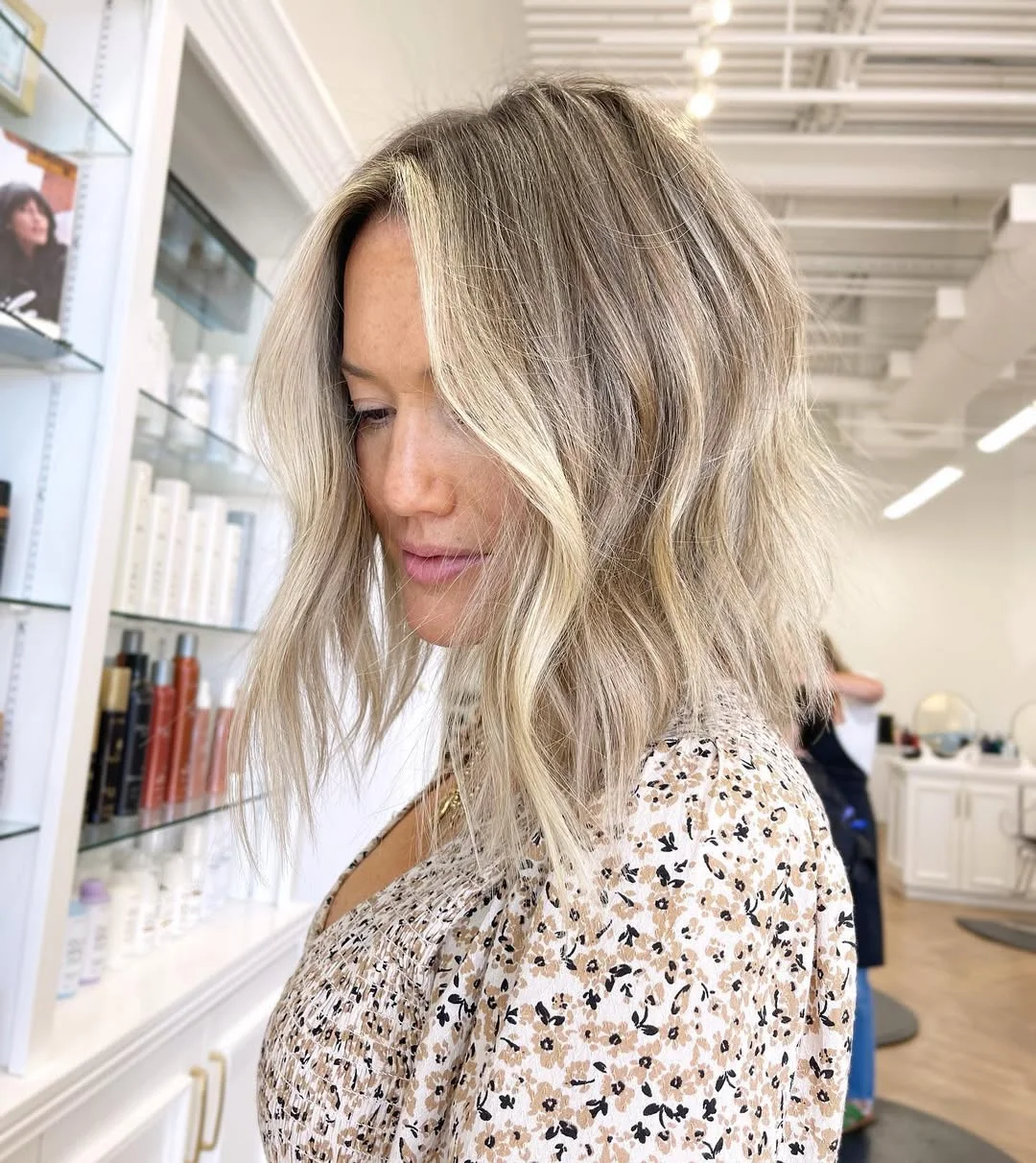 textured summer short hairstyles 2026 Dimensional Blonde Lob With Airy Choppy Ends