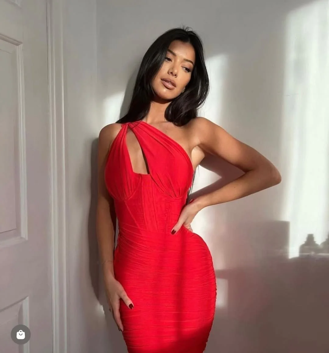 trendy summer outfits for black woman 2026 Red One-Shoulder Dress With Sculpted Confidence