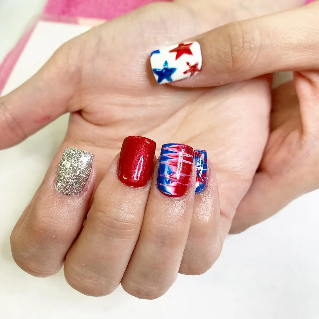 usa nails 2026 Short Firework Marble Nails With Stars And Silver Glitter