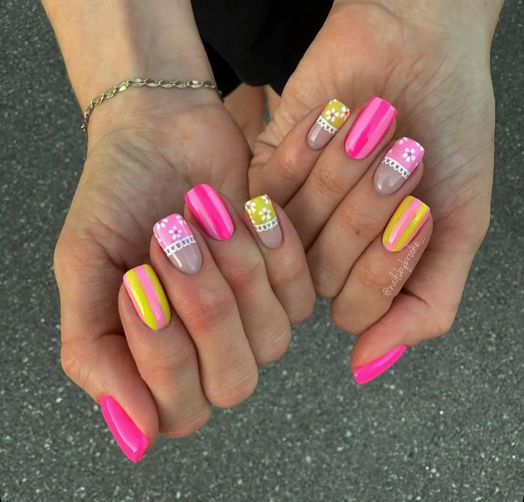 bright summer nails 2026 Pink Lemonade Stripes With Sweet Daisy Details