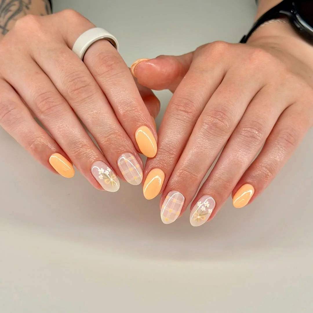 plain summer nails 2026 Apricot Nails With Soft Plaid And Daisy Accents