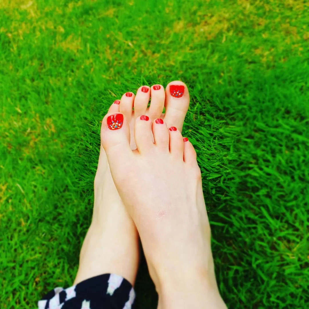 summer pedicure nail art 2026 Bright Red Pedicure With Jewel Dot Accents
